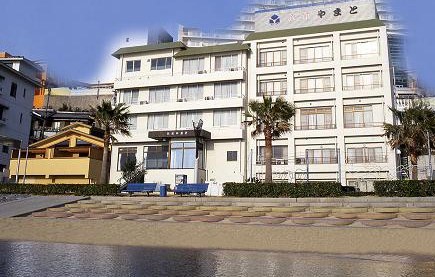ホテル外観・海